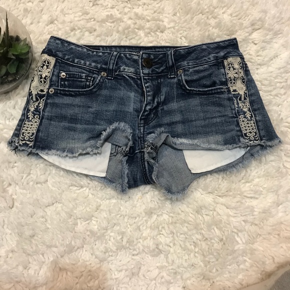 American Eagle Outfitters Pants - American Eagle Outfitters Shorts